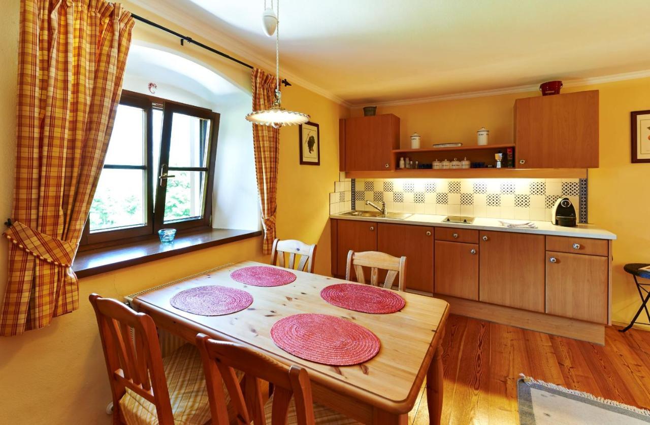 Ferienapartments Gutshof Brandis Lana Bagian luar foto